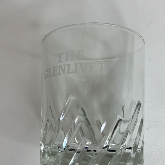 The Glenlivet 8 Oz  Rock Highball Blended Scotch Whiskey Cocktail Cut Clear Glas - Picture 2 of 5